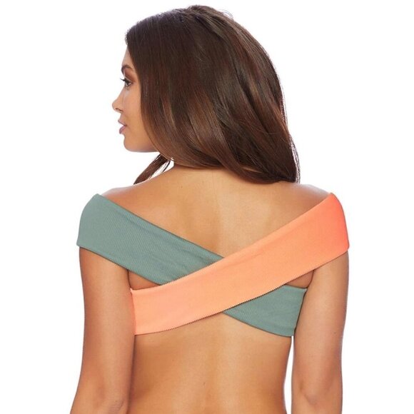 NWT Reef Women's Sliced Off Shoulder Top Swimsuit - Medium - Picture 7 of 9